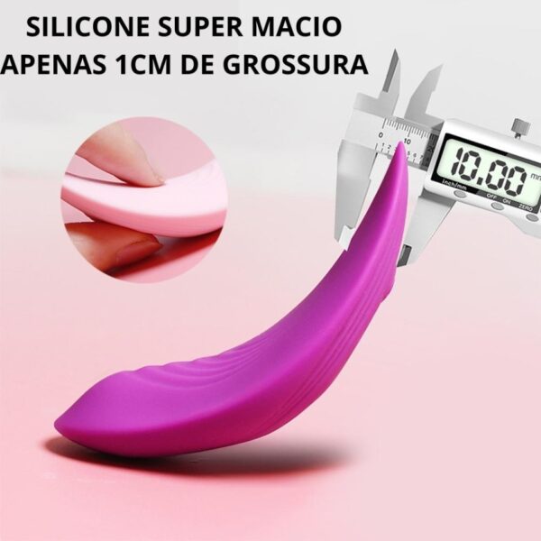 Imagem do vibrador de calcinha rosa com os dizeres: silicone super macio, apenas 1cm de grossura.